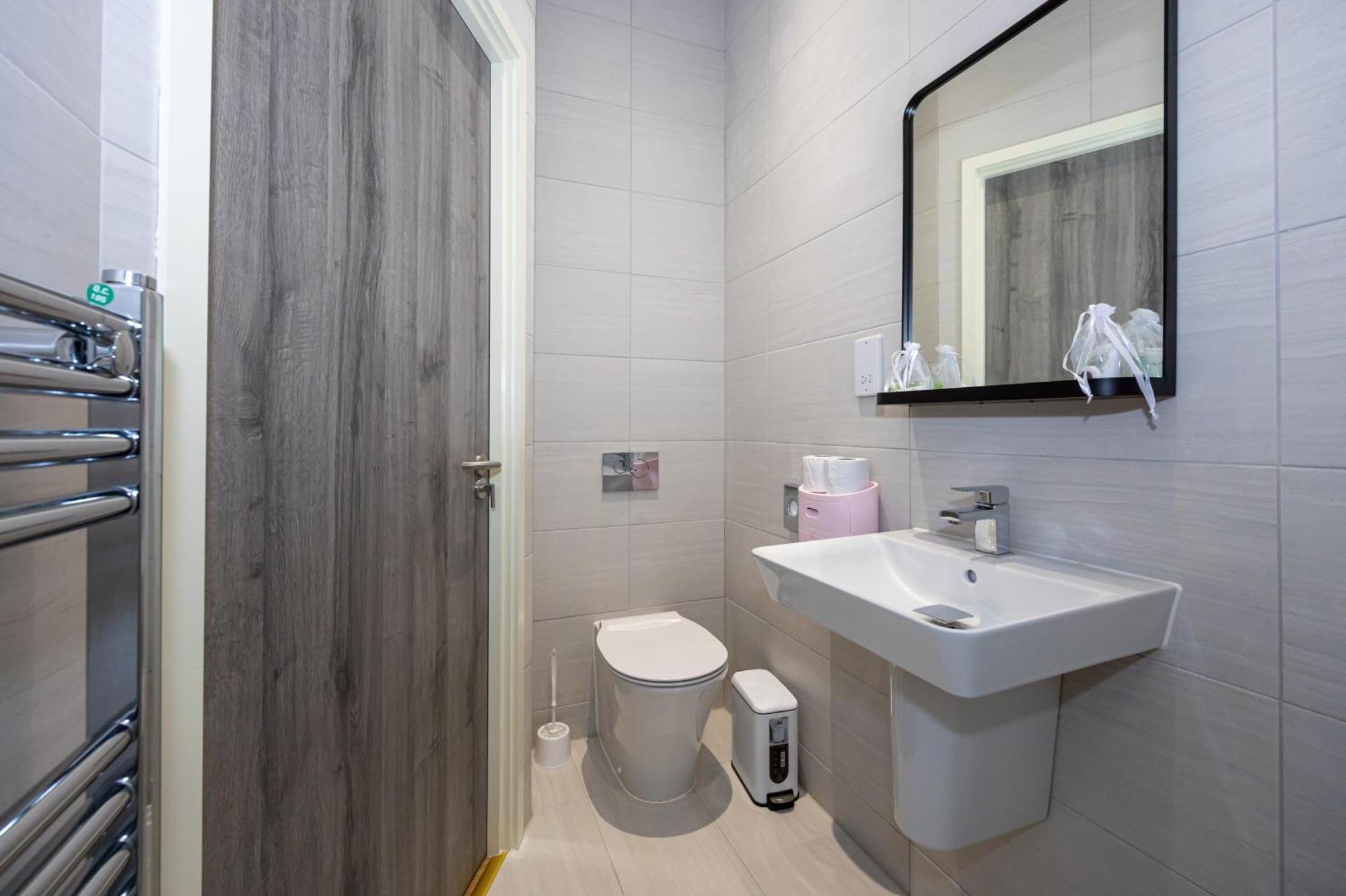 Amazing 1Bd Apartment China Town Manchester Exterior photo